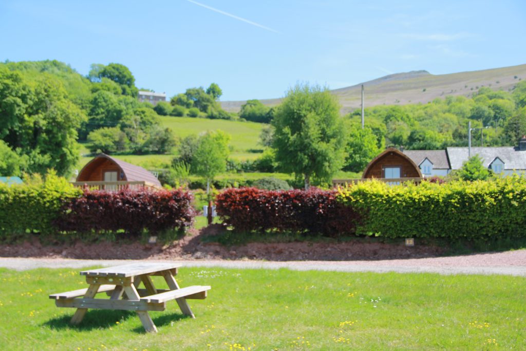 Log Pod, Glamping Pod, Brecon Beacons Pods, National Park, Brecon, Crickhowell, Cwmdu Campsite, Camping Brecon Beacons